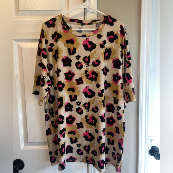Women’s oversized leopard tshirt size XL - Picture 2 of 6